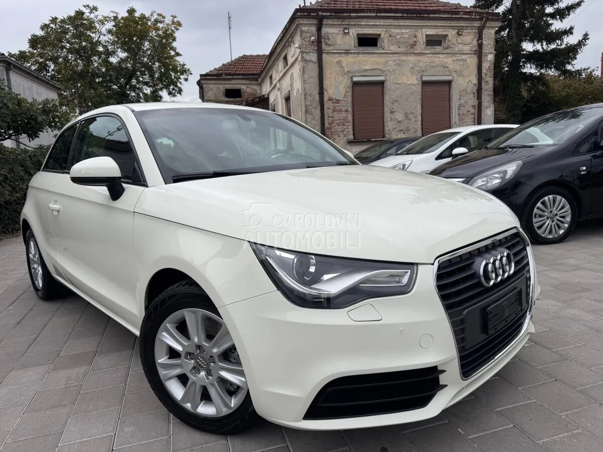 Audi A1 2011 photo 4