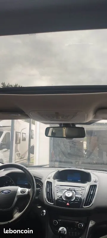 Ford Kuga 2015 photo 3