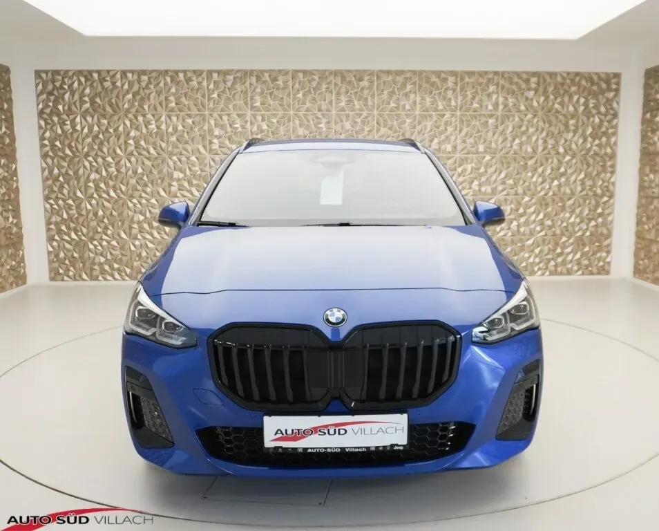 BMW 2 Series 2023 photo 3