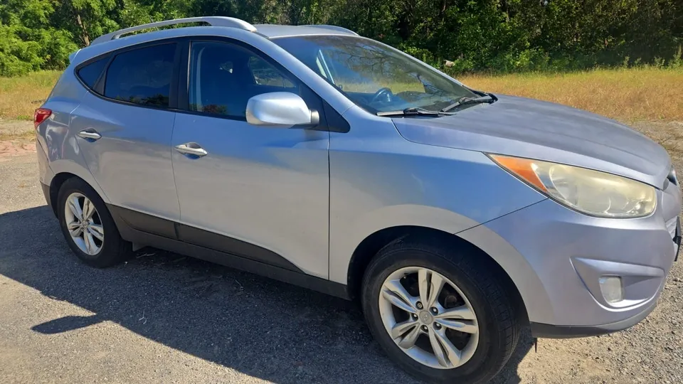 Hyundai Tucson 2011 photo 3