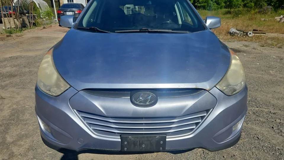 Hyundai Tucson 2011 photo 2