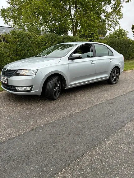 Skoda Rapid 2016 photo 2