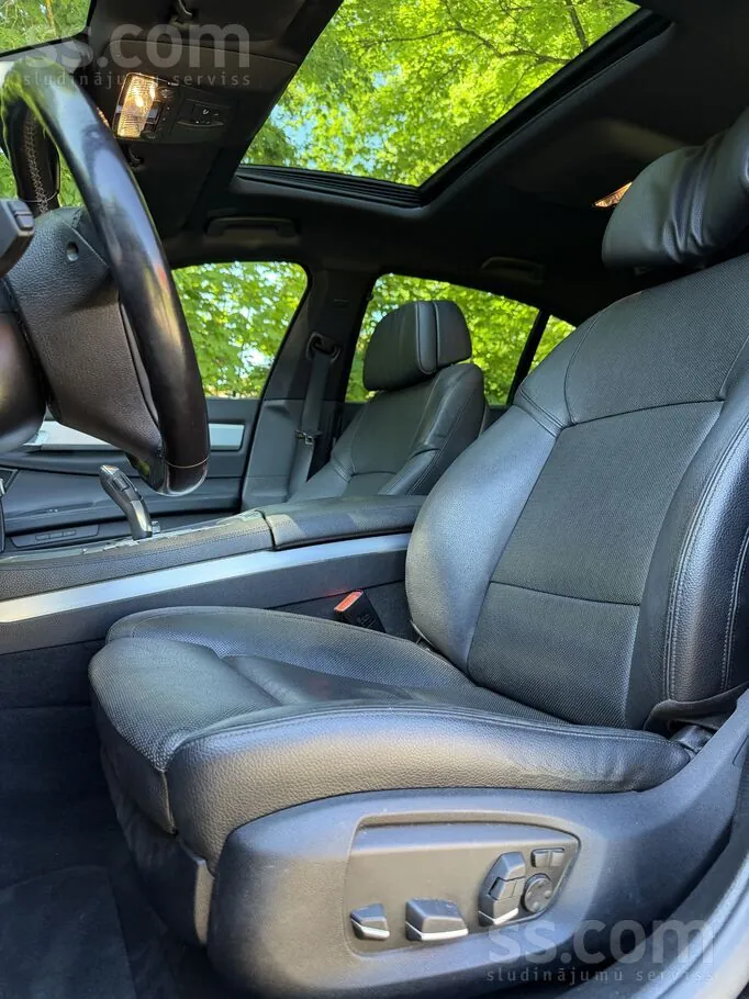 BMW 730 2013 photo 4