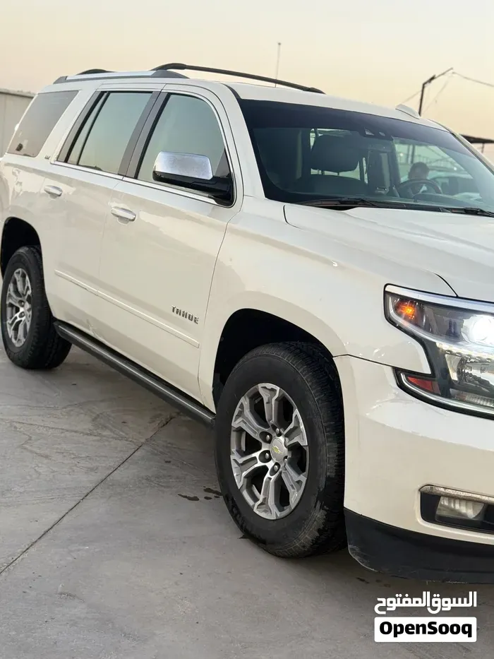 Chevrolet Tahoe 2015 photo 2