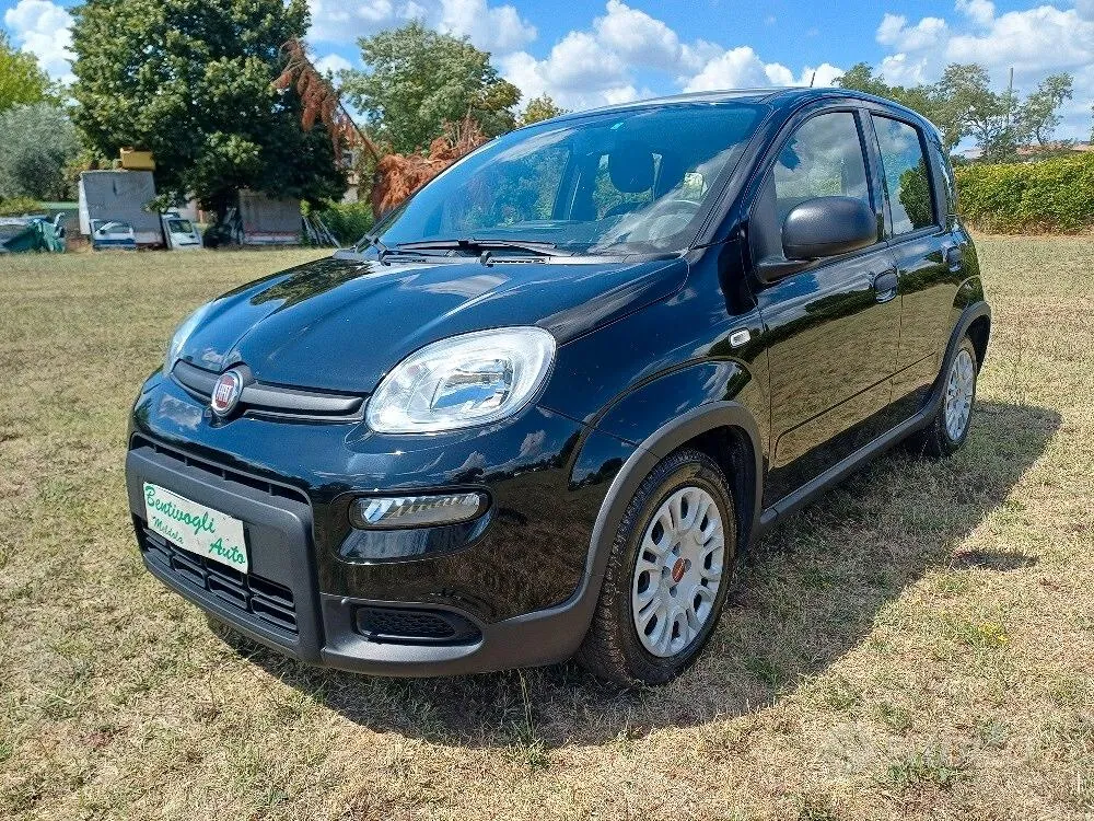 Fiat Panda 2023 photo 2