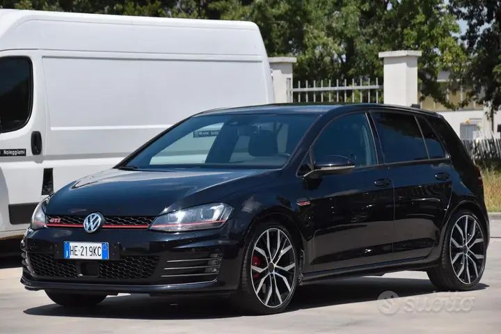 Volkswagen Golf 2015 photo 3
