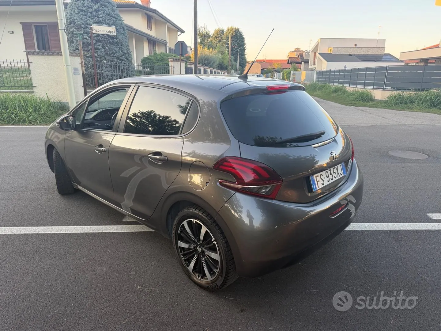 Peugeot 208 2018 photo 4