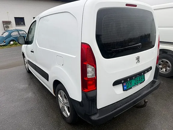 Peugeot Partner 2010 photo 2