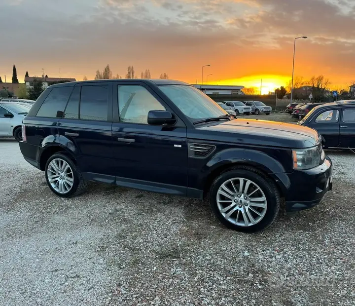Land Rover Range Rover Sport 2009 photo 3