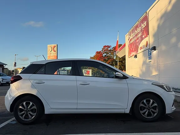 Hyundai I20 2020 photo 3