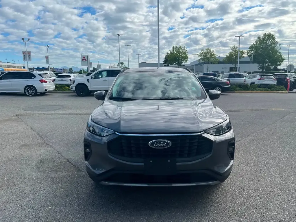 Ford Escape 2023 photo 2