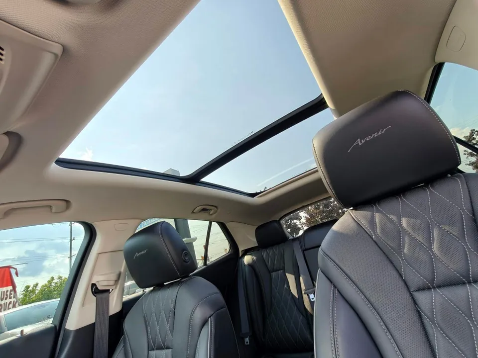 Buick Envision 2023 photo 3
