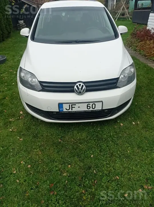 Volkswagen Golf Plus 2010 photo 2