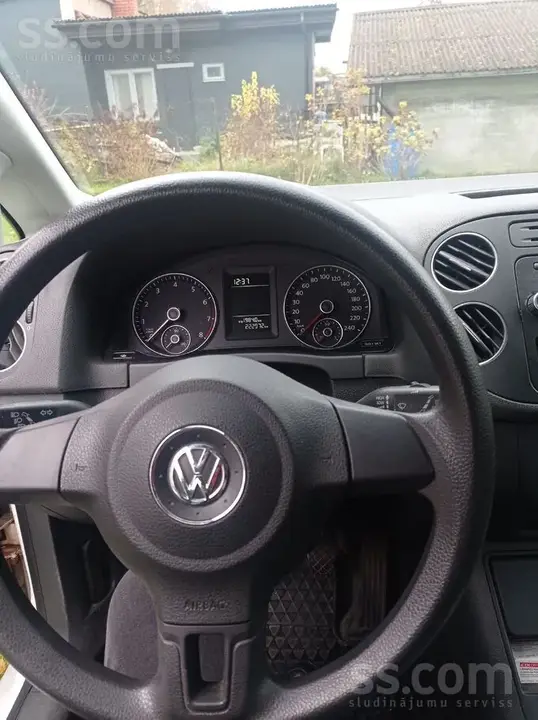 Volkswagen Golf Plus 2010 photo 5