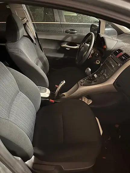 Toyota Auris 2008 photo 4