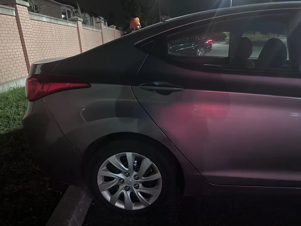 Hyundai Elantra 2012 photo 3