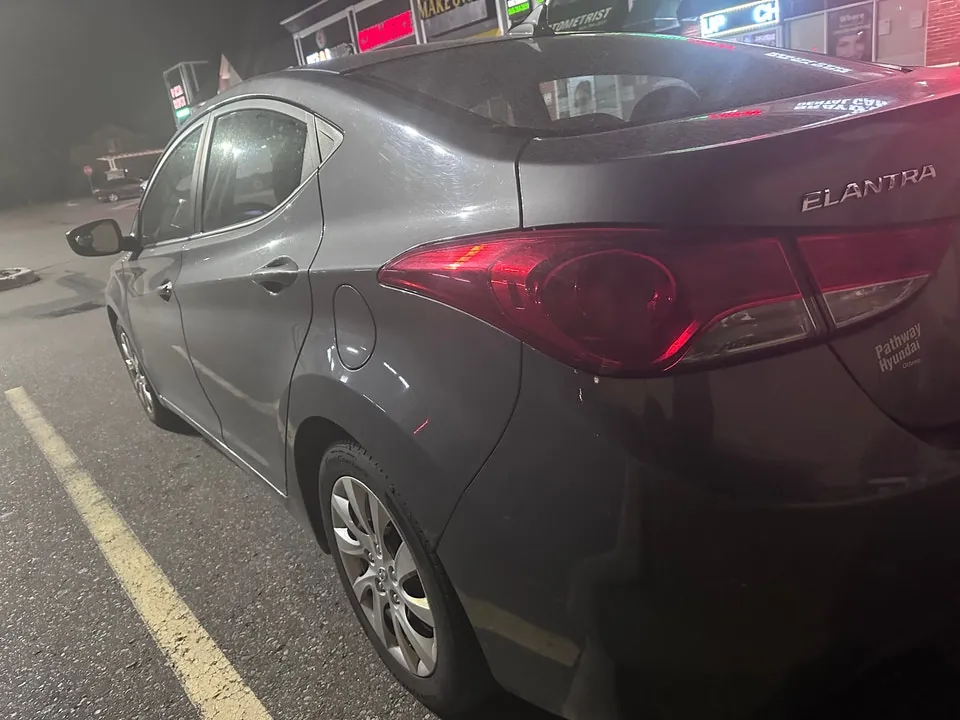 Hyundai Elantra 2012 photo 4
