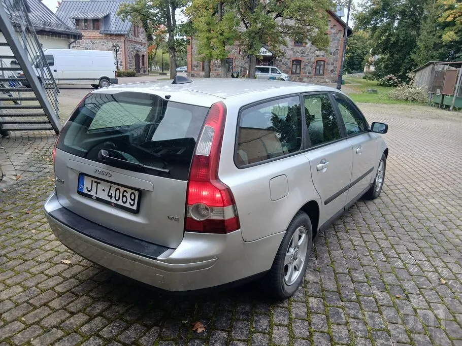 Volvo V50 2005 photo 3