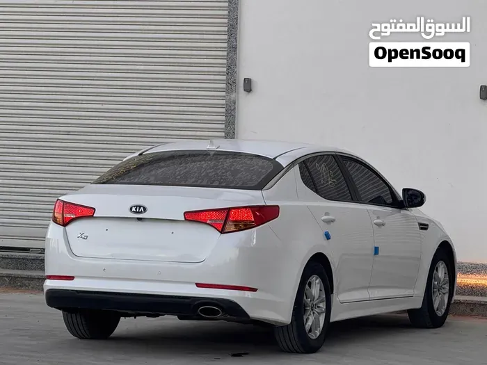 Kia K5 2012 photo 2