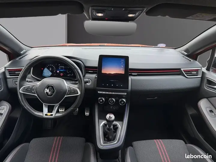 Renault Clio 2023 photo 2