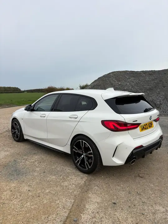 BMW 1 Series 2022 photo 4