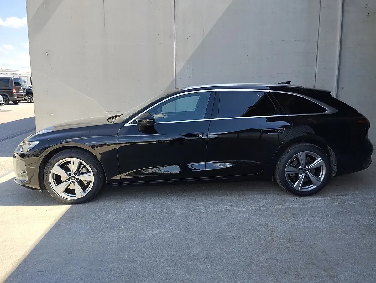 Audi A6 Avant 2026 photo 2