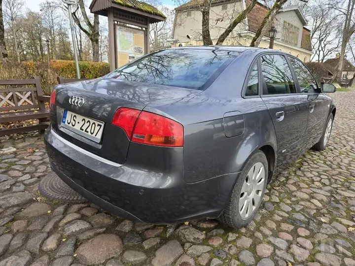 Audi A4 2007 photo 4