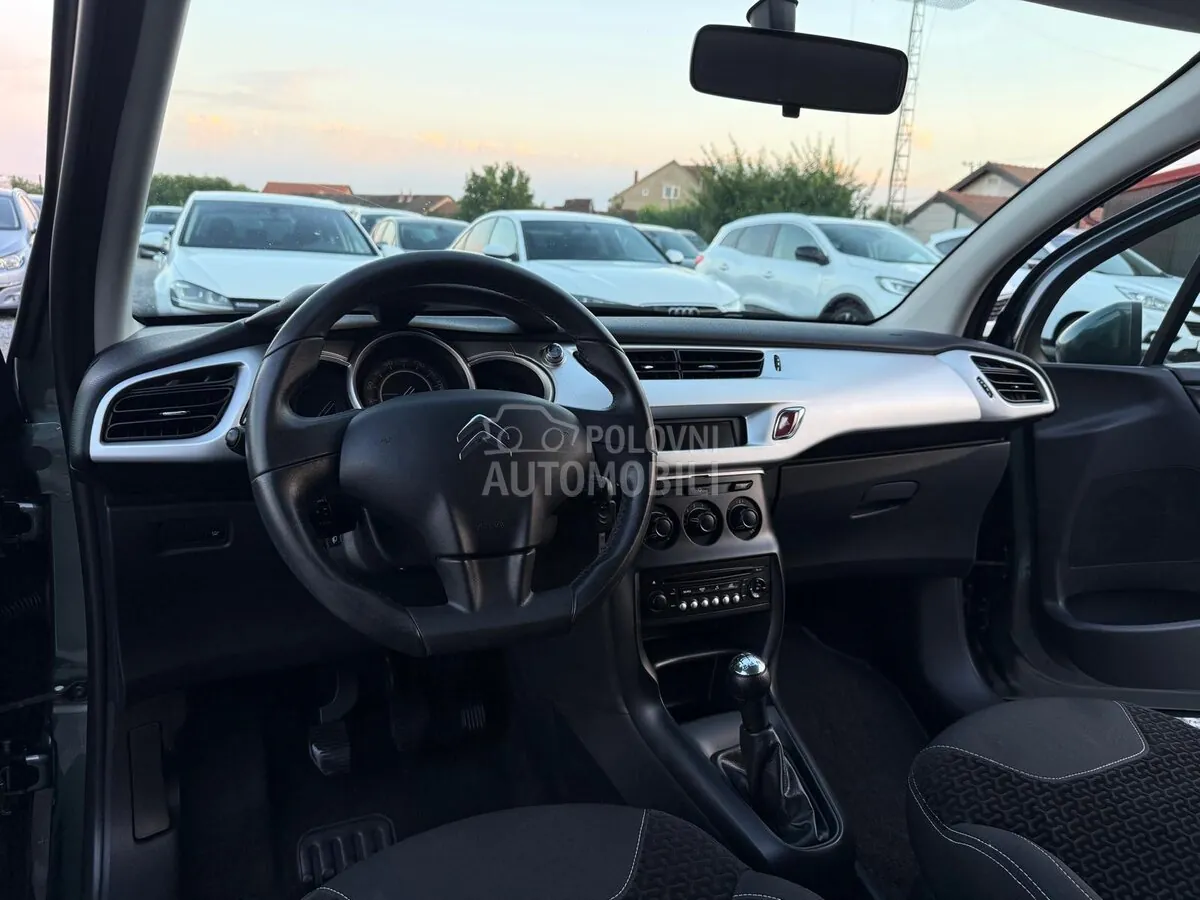 Citroen C3 2011 photo 4