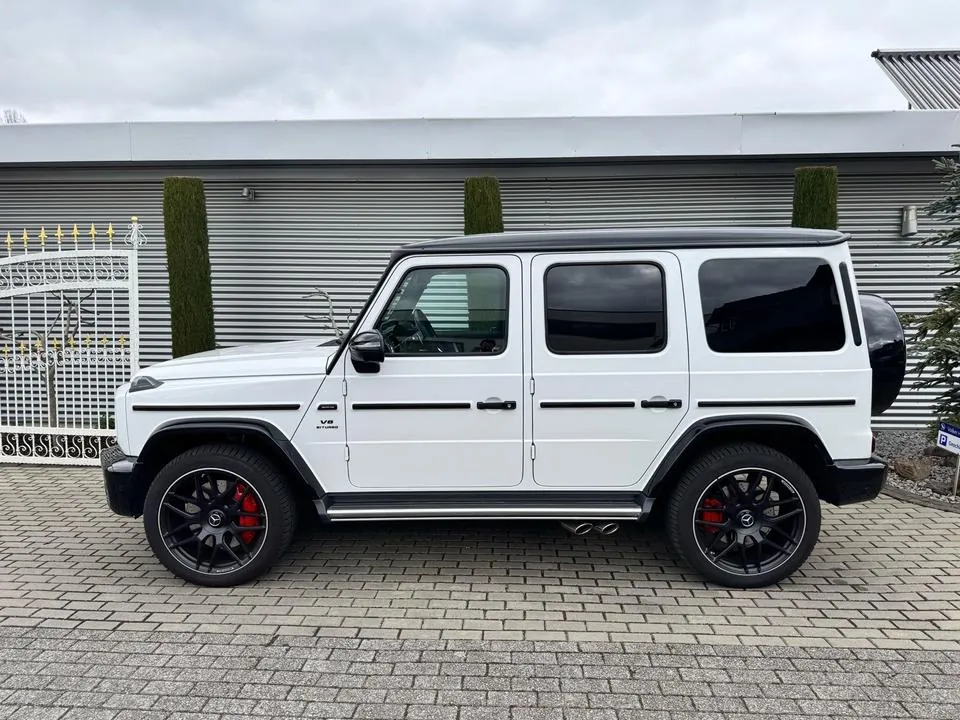 Mercedes-Benz G 63