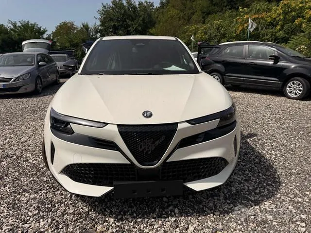 Alfa Romeo Junior photo 2