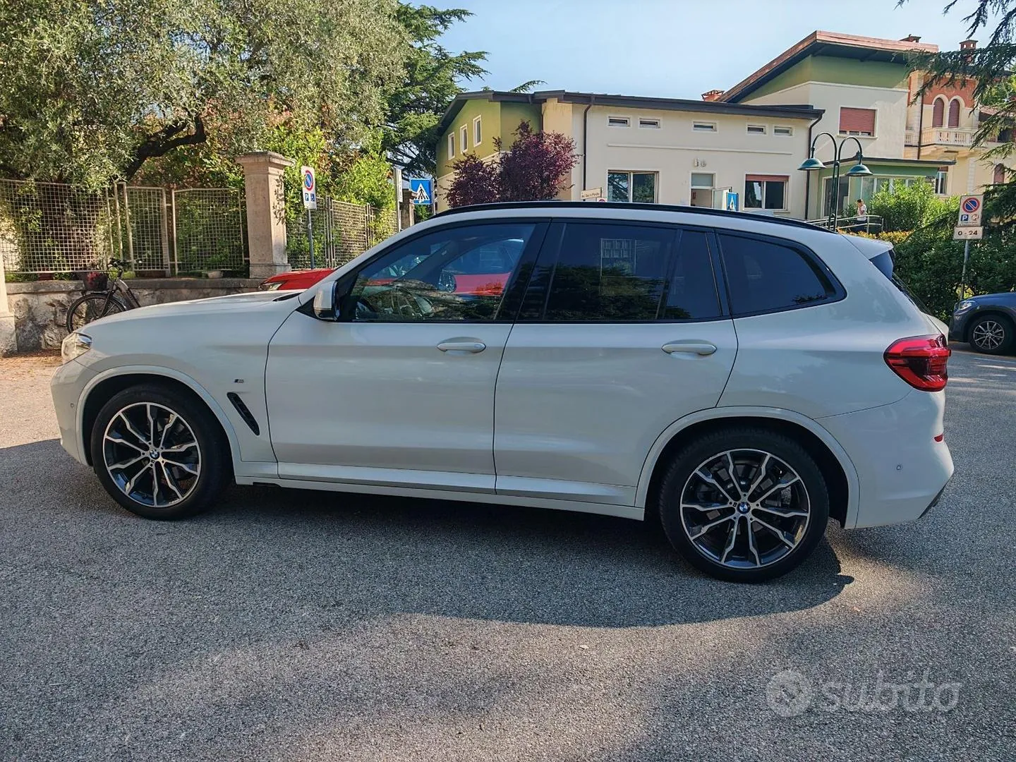 BMW X3 2020 photo 2