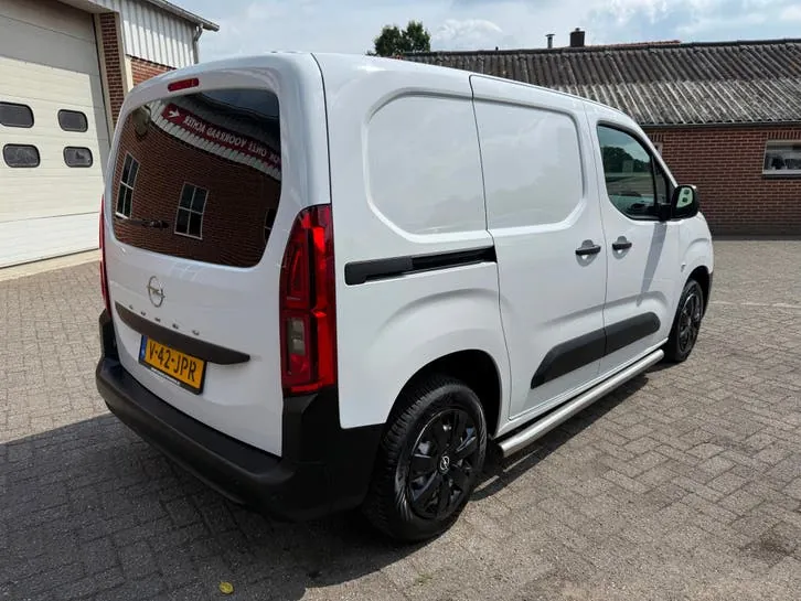 Opel Combo 2024 photo 2