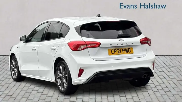 Ford Focus 2021 photo 3