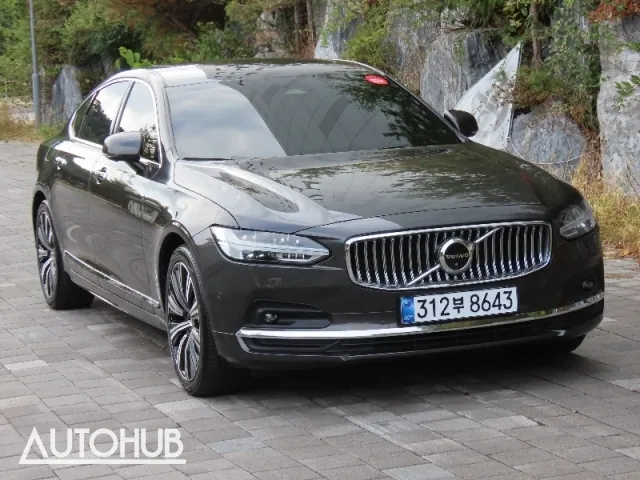 Volvo S90 2022 photo 2