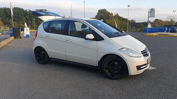 Mercedes-Benz A180