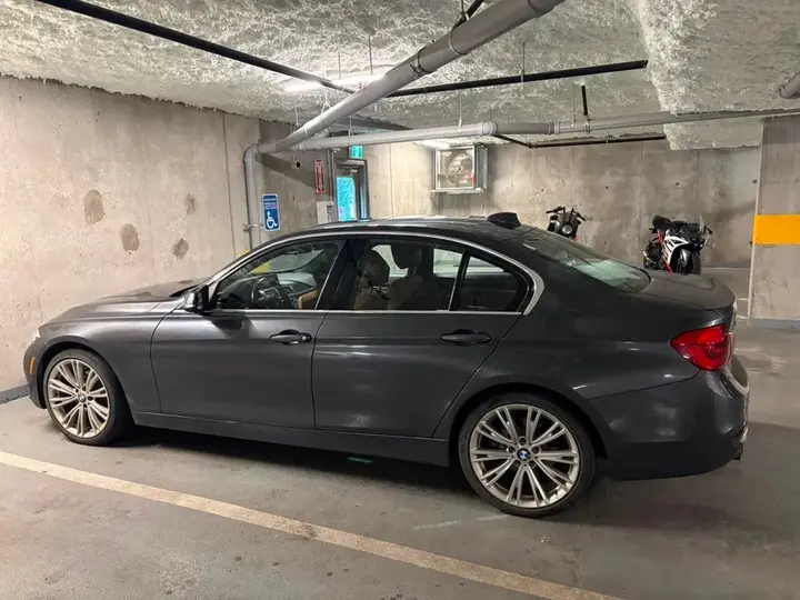BMW 328I 2016 photo 3