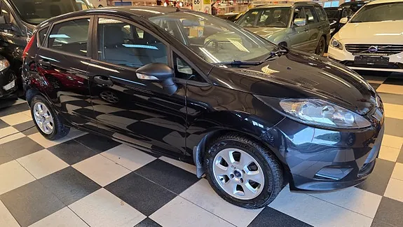 Ford Fiesta 2011 photo 3