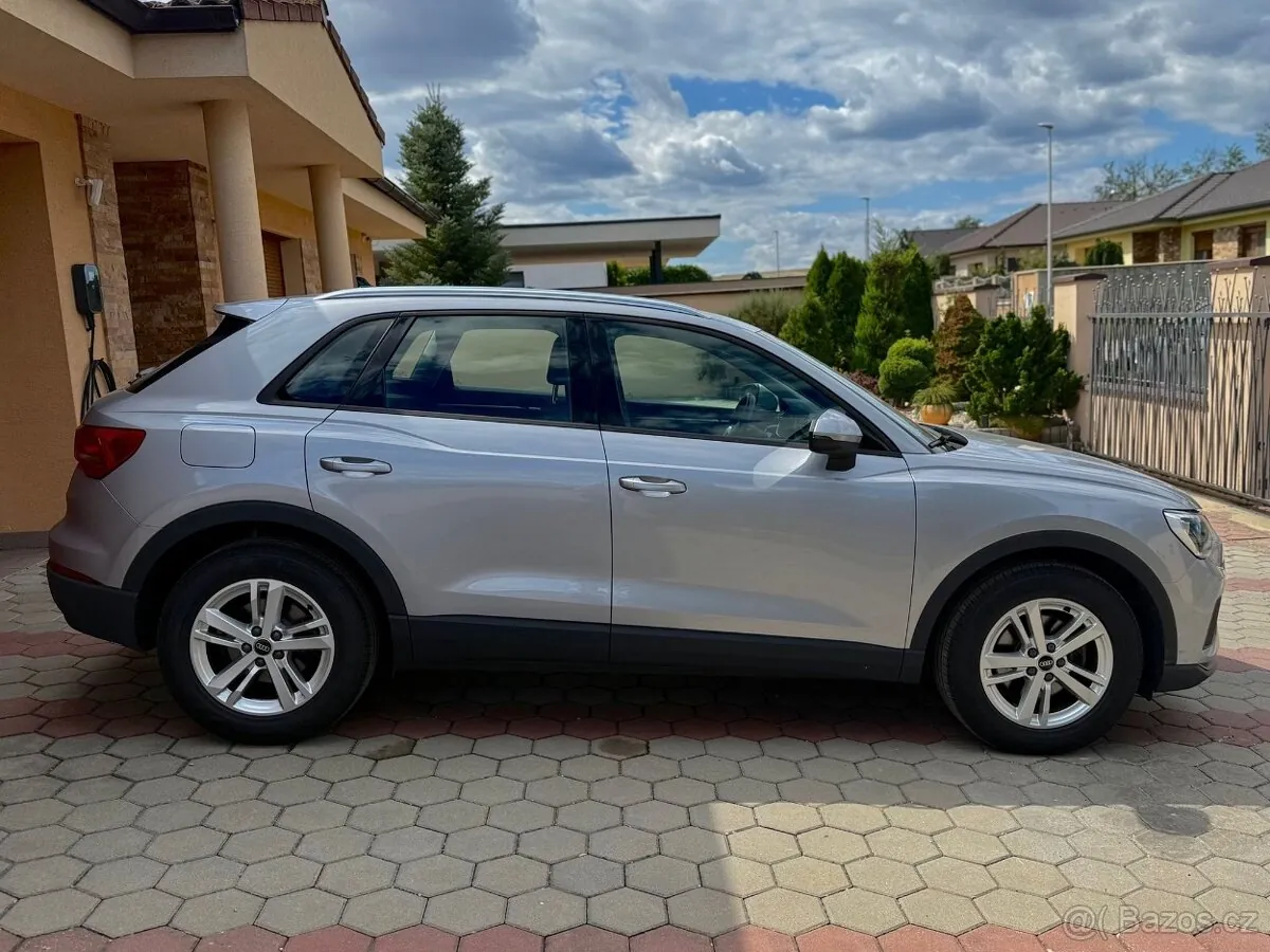Audi Q3 2022 photo 5
