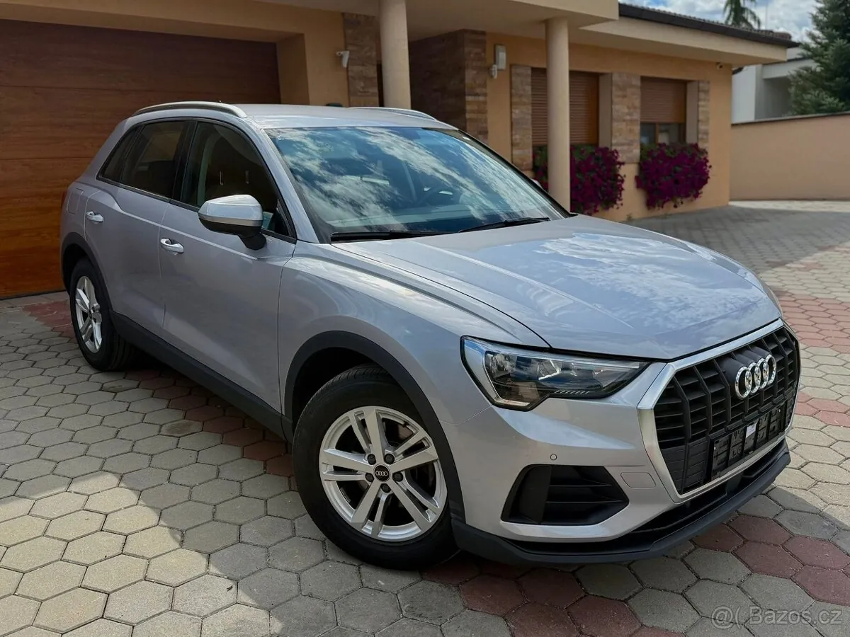 Audi Q3 2022 photo 3
