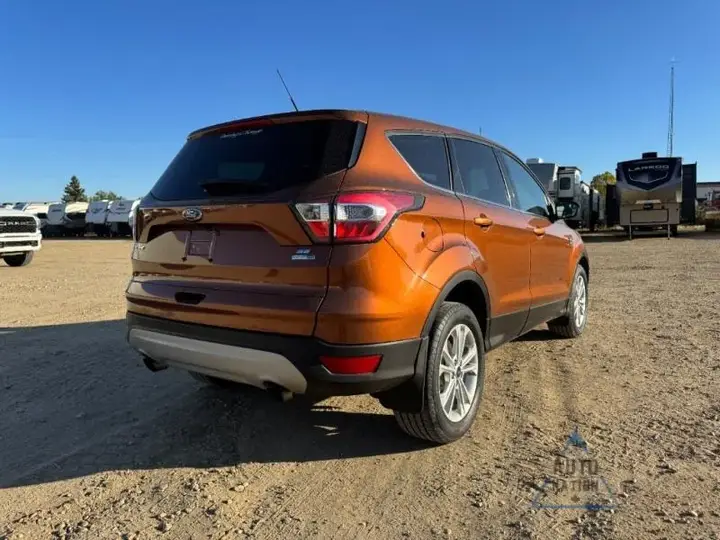 Ford Escape 2017 photo 3