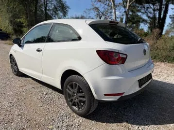 Seat Ibiza 2013 photo 3