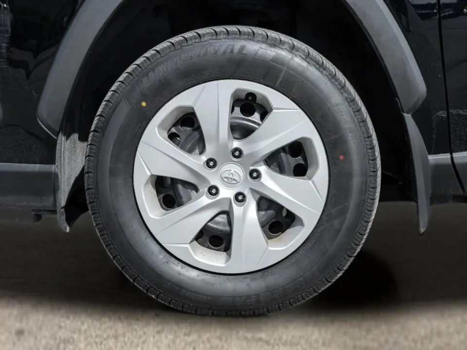 Toyota Rav4 2025 photo 4