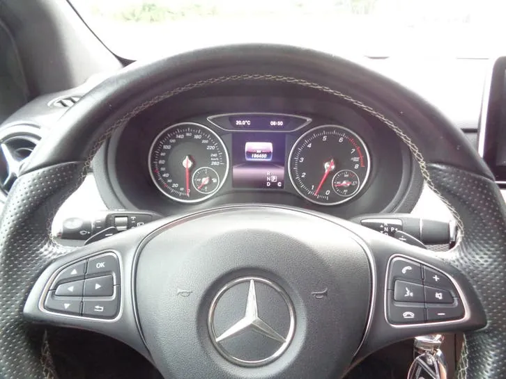 Mercedes-Benz B-Class 2016 photo 3