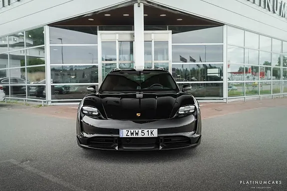 Porsche Taycan Turbo S 2021 photo 3