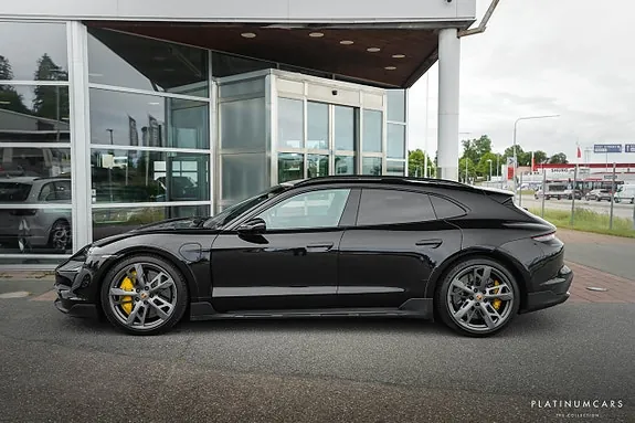 Porsche Taycan Turbo S 2021 photo 5