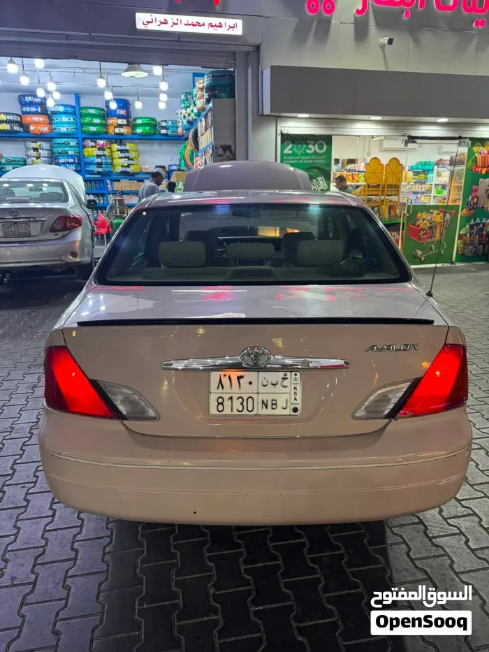 Toyota Avalon 2000 photo 2