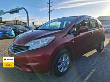 Nissan Note 2014 photo 4