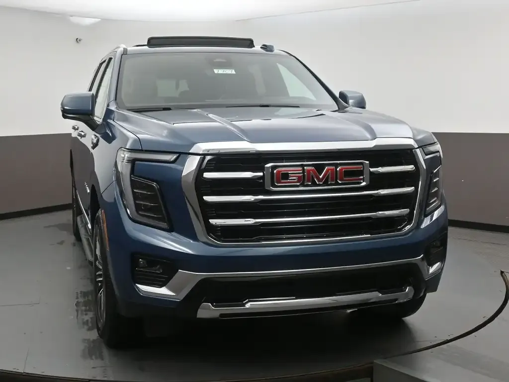 GMC Yukon 2026 photo 2