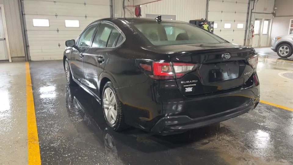 Subaru Legacy 2021 photo 3