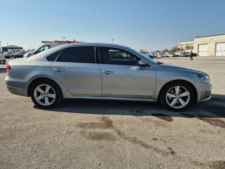 Volkswagen Passat 2013 photo 4